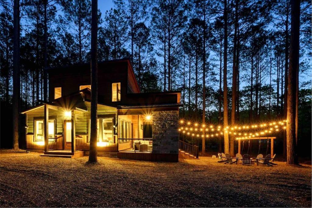 Brand New Luxury 2 Bedroom With Loft And Spa Sleeps 10 Broken Bow Eksteriør billede